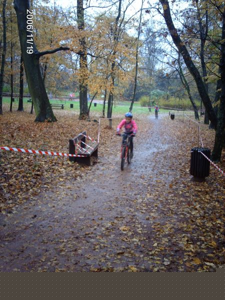 gal/Cyclo_cross_Volkrange_2006/IMAG0417 (1).JPG